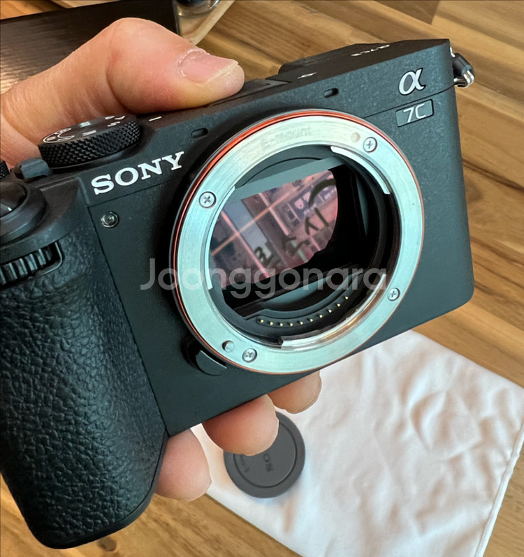 a7c2 블랙 200컷대 팝니다.--4