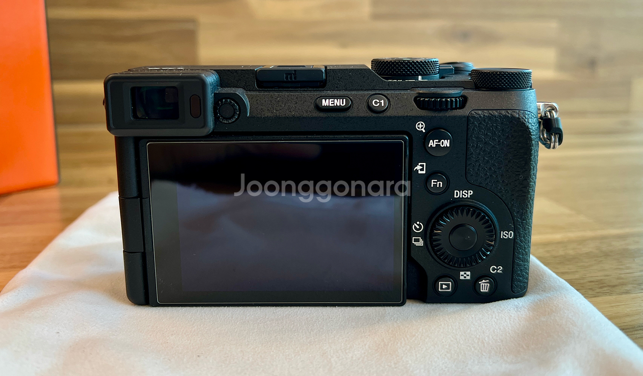 a7c2 블랙 200컷대 팝니다.--3