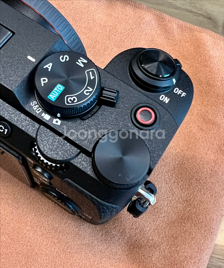 a7c2 블랙 200컷대 팝니다.--7