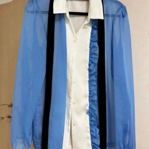 낫유어로즈 블라우스