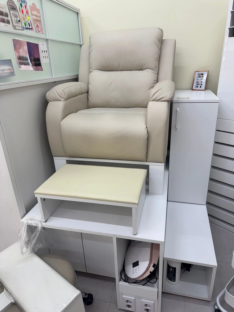 네일아트 가구 판매 이미지