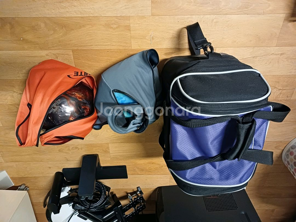 STOM 남성용 볼링공 3개하고 가방 팝니다--0