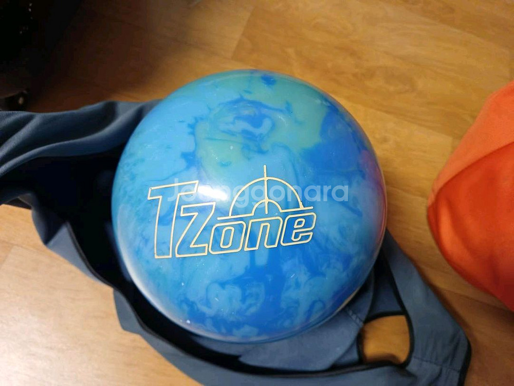 STOM 남성용 볼링공 3개하고 가방 팝니다--1