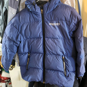 디스커버리 키즈 오리털 패딩 140사이즈 판매합니다
