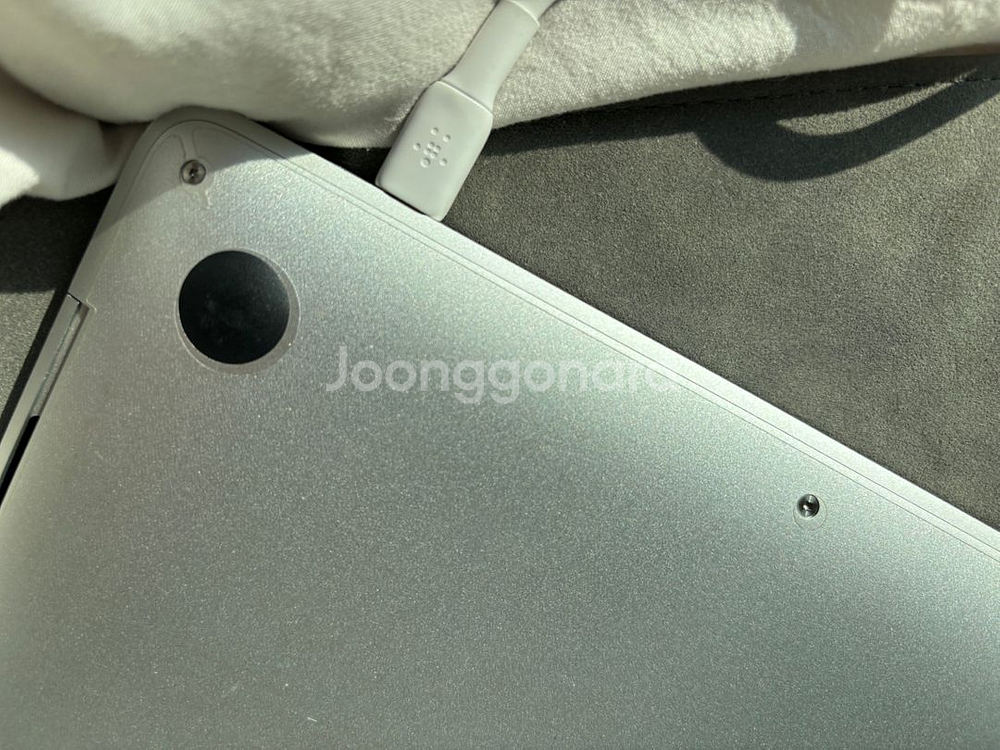 맥북에어 M1 13인치 8G/256GB--3