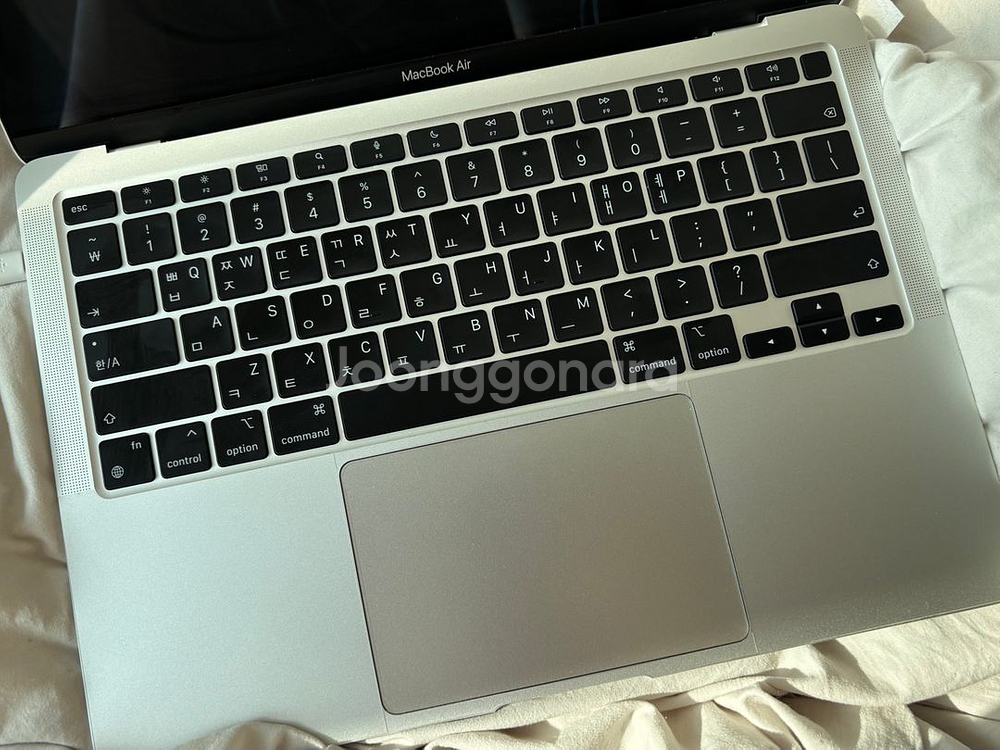 맥북에어 M1 13인치 8G/256GB--5