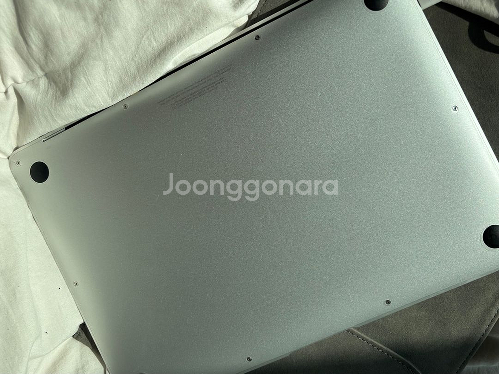 맥북에어 M1 13인치 8G/256GB--7