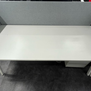 사무용 가구 책상 의자 서랍장 회의테이블