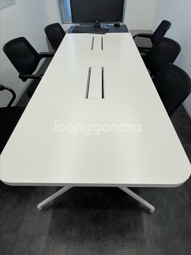 사무용 가구 책상 의자 서랍장 회의테이블--6