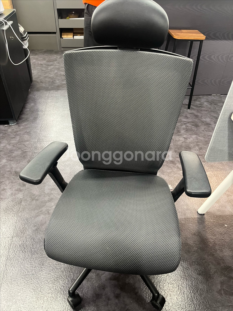 사무용 가구 책상 의자 서랍장 회의테이블--8