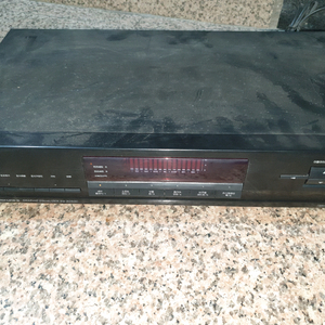 인켈 EQ-3050C CD플레이어