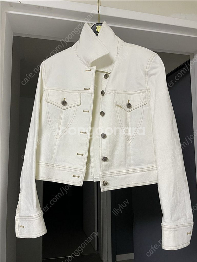 코스모폴리탄줄라이 크림 데님 자켓 1사이즈--6