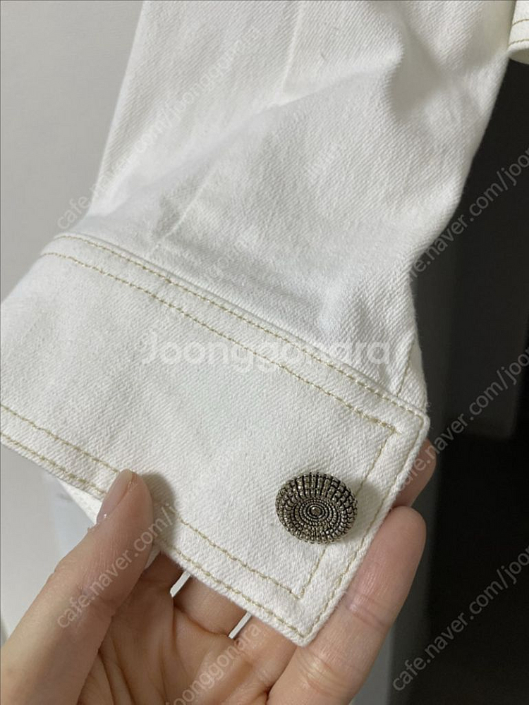 코스모폴리탄줄라이 크림 데님 자켓 1사이즈--5