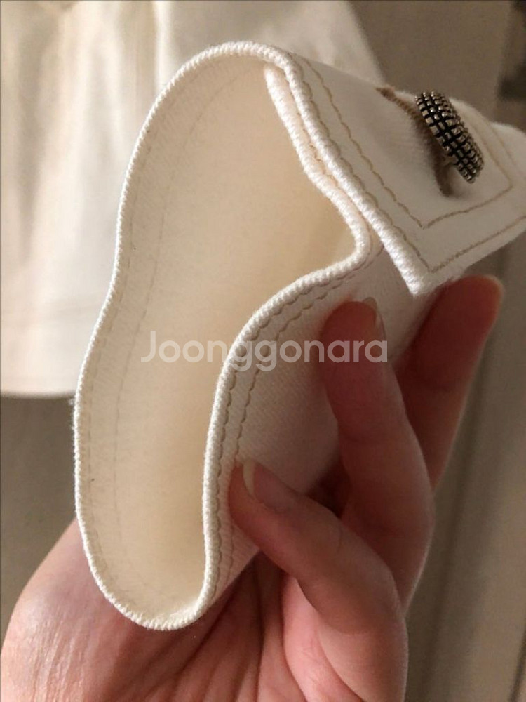 코스모폴리탄줄라이 크림 데님 자켓 1사이즈--4