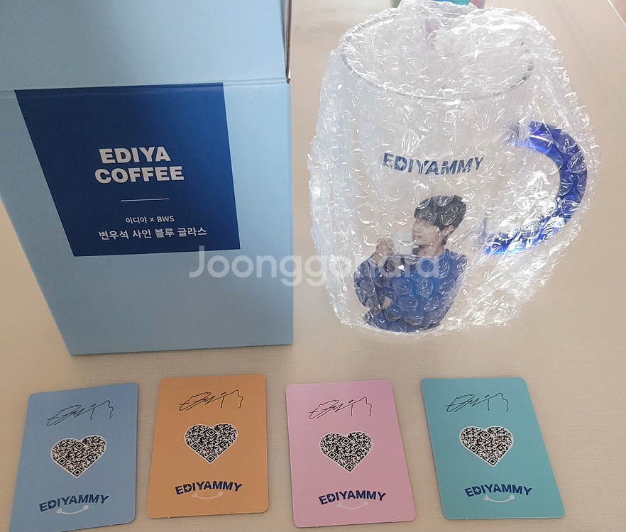 이디야 변우석 굿즈 - 유리컵 & 포카 & 브로마이드 새것--1