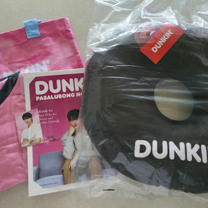 변우석 던킨팬미팅 포스터, 포카, 도넛방석, 티셔츠, 에코가방