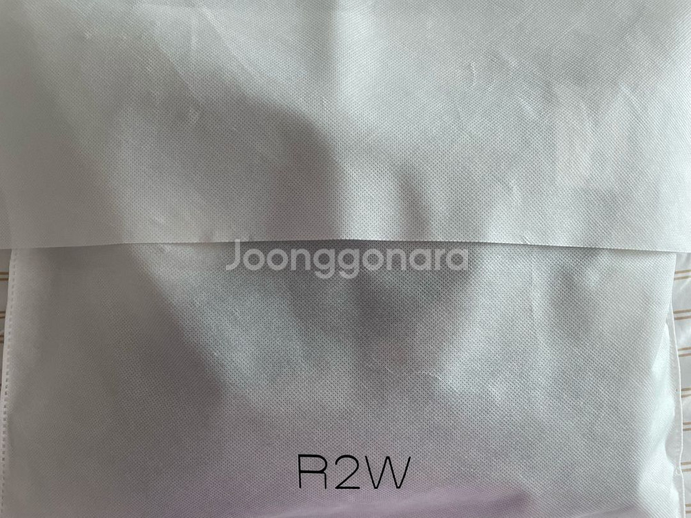 R2W 레오파드 가디건 한섬 마인 타임 럭키슈에뜨 msgm 산드로 랑방 오프화이트 준지 n21--2