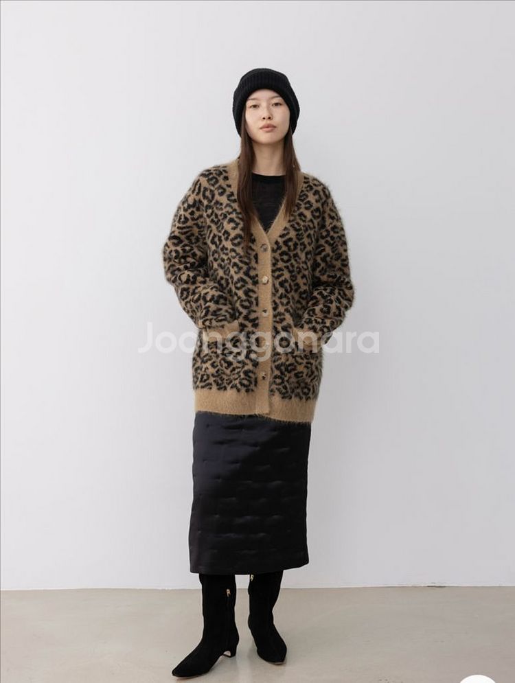 R2W 레오파드 가디건 한섬 마인 타임 럭키슈에뜨 msgm 산드로 랑방 오프화이트 준지 n21--6