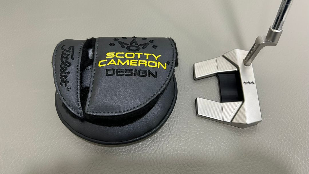 스카티카메론 2025 팬텀 5.2 퍼터 이미지