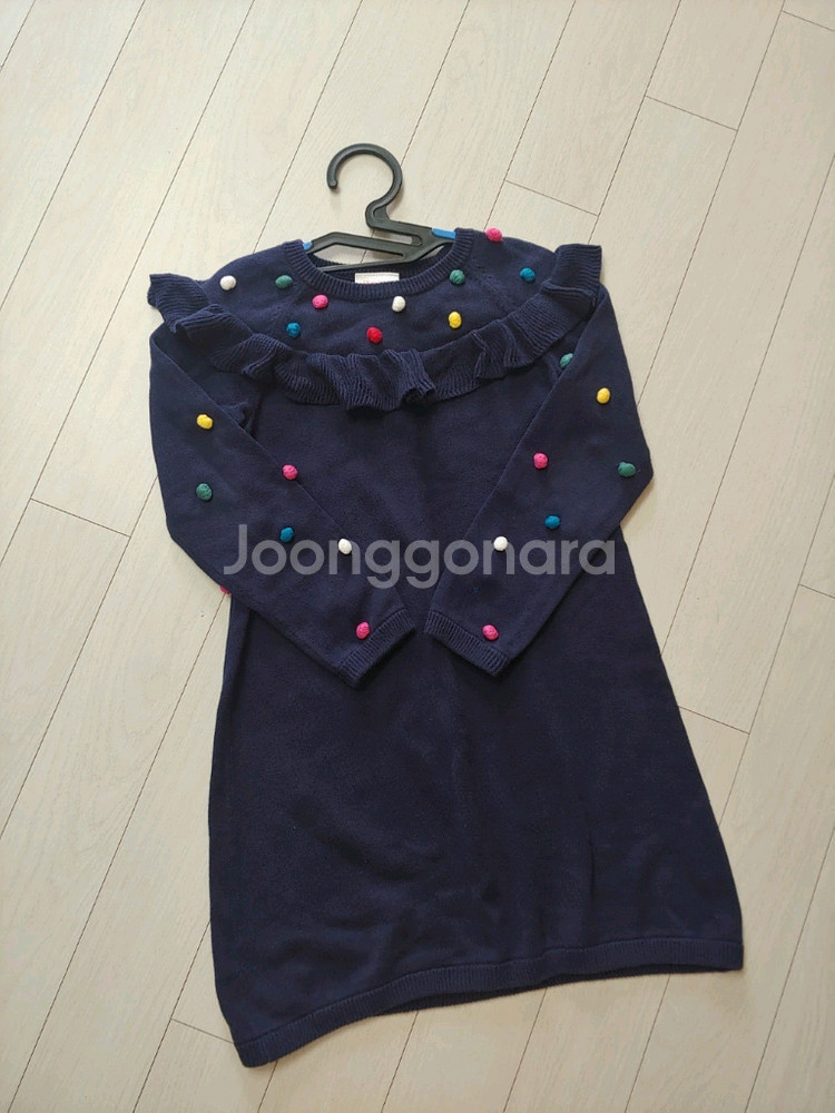 한나앤더슨 폼폼 러플 니트 원피스 120사이즈(반값택포--3