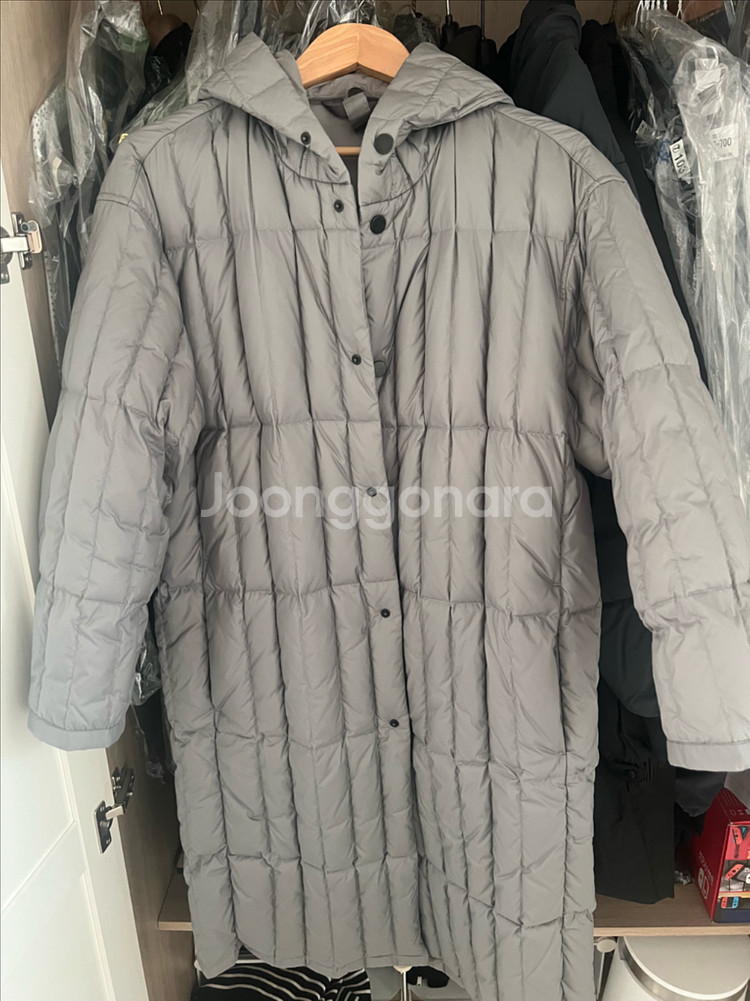 띠어리 alvar 퀼팅 롱패딩 그레이 S--0