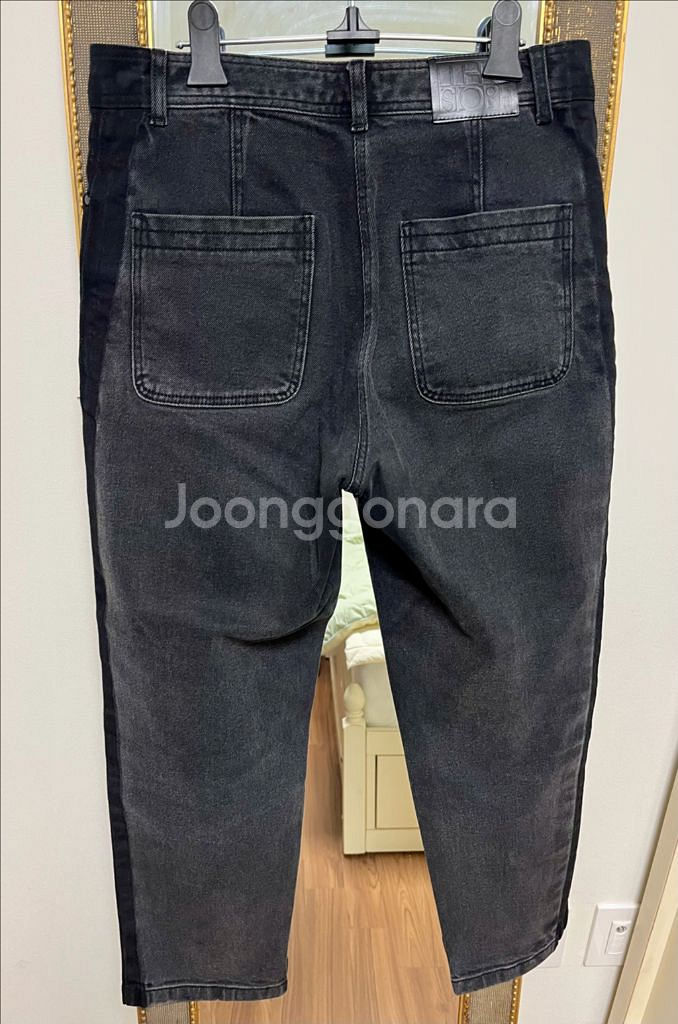 한섬 더 스토어 테이퍼드 블랙 진--3