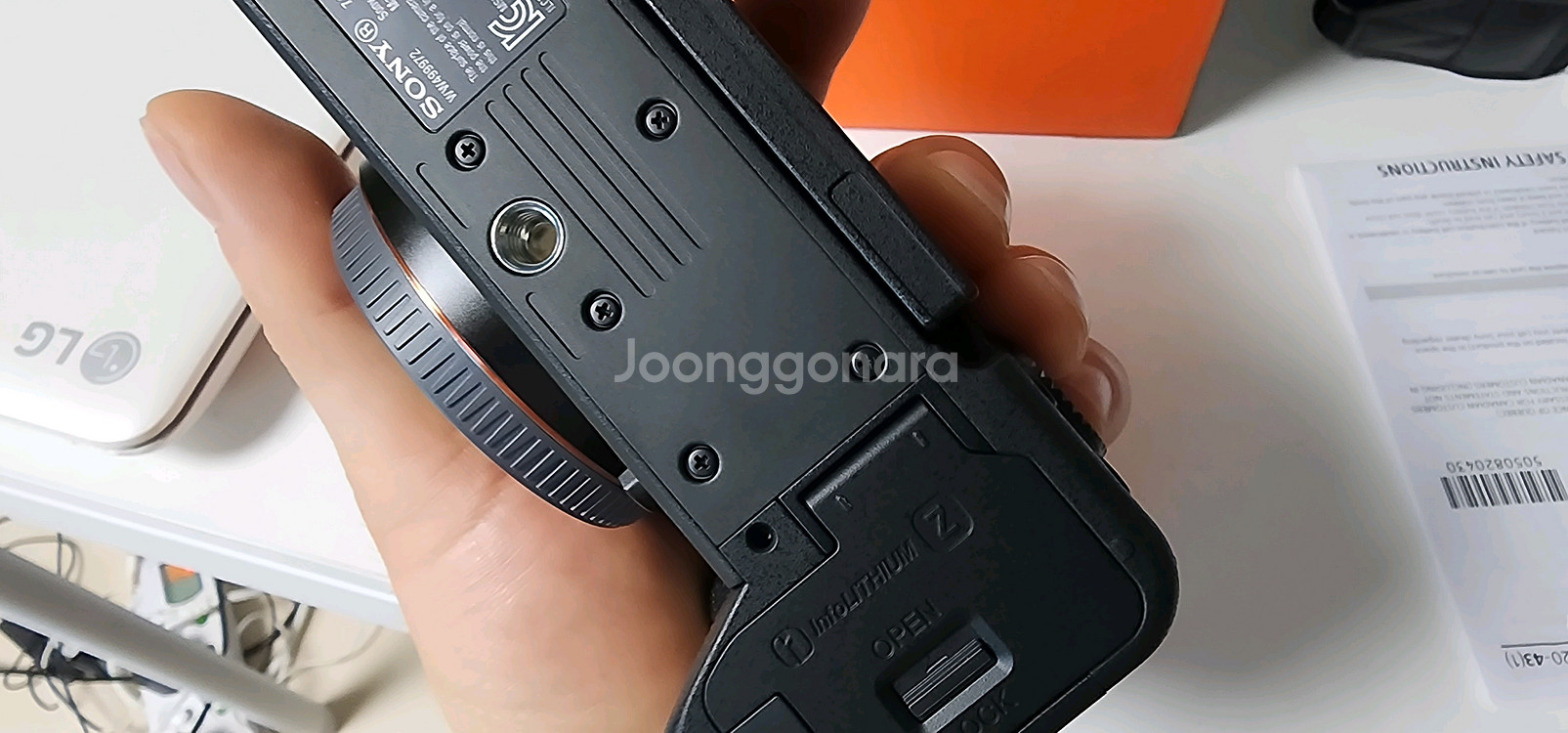 소니 A7C II 미러리스 카메라--6