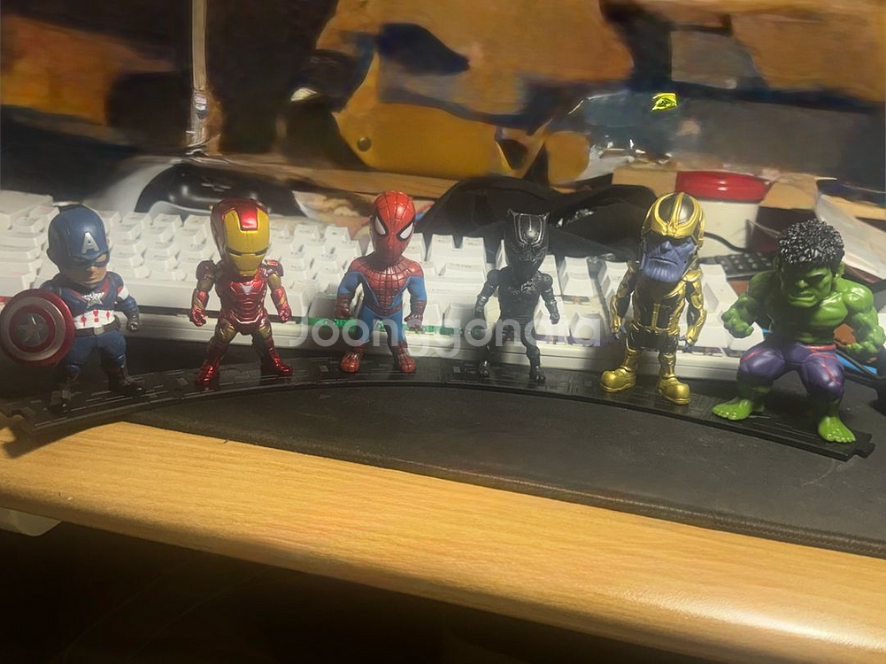 어벤져스 피규어--1
