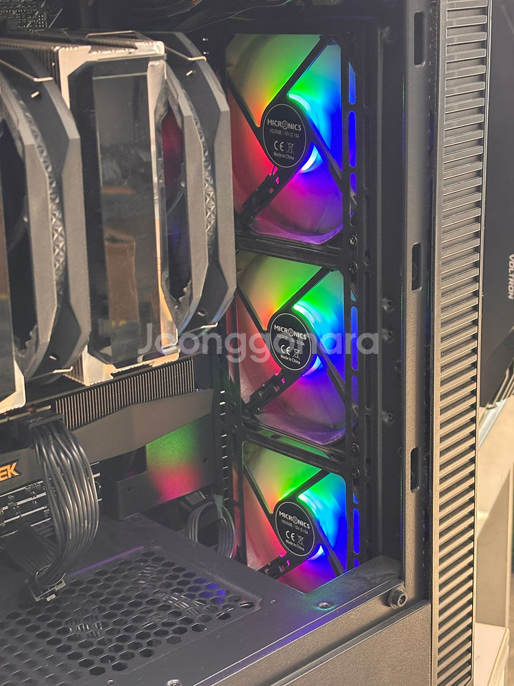 고성능 게이밍 컴퓨터 PC 본체 팝니다(의정부 직거래 우선) Intel i7-12700K 4대 램 32GB--0