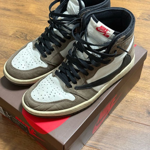 조던1 스캇 모카 하이 270