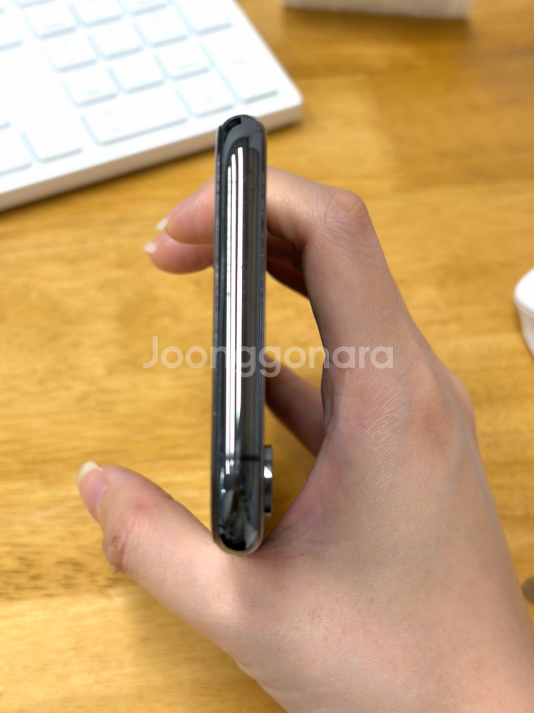 ***무음카메라*** 아이폰XS 블랙 256기가--3