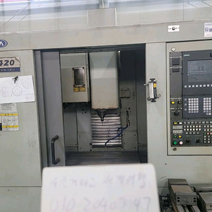 WIA탭핑머신 MX420 CNC 머시닝센터 이미지