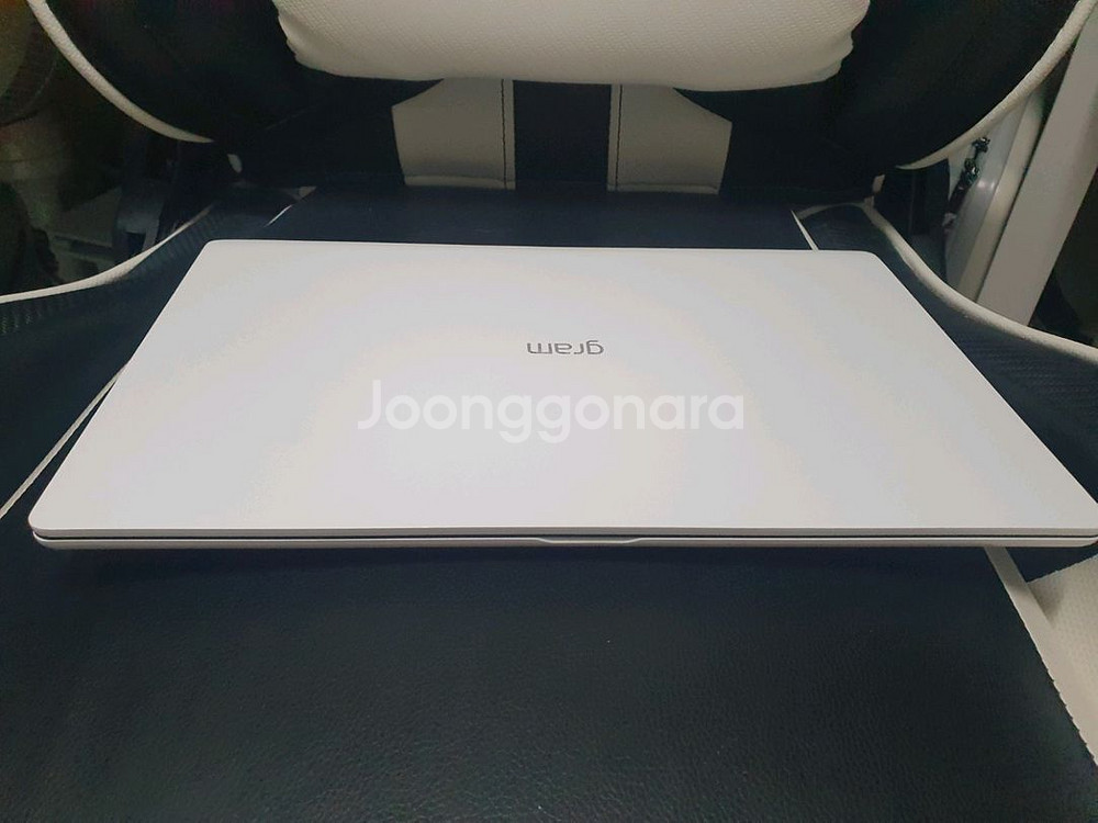 LG그램 노트북 14인치10세대 램16기가 팝니다!!--1
