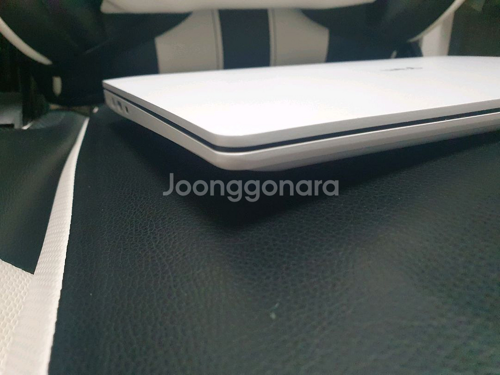 LG그램 노트북 14인치10세대 램16기가 팝니다!!--4