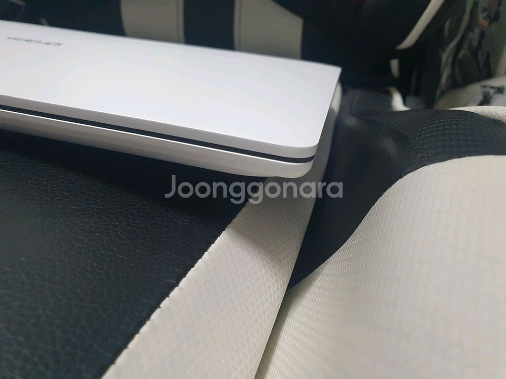 LG그램 노트북 14인치10세대 램16기가 팝니다!!--5