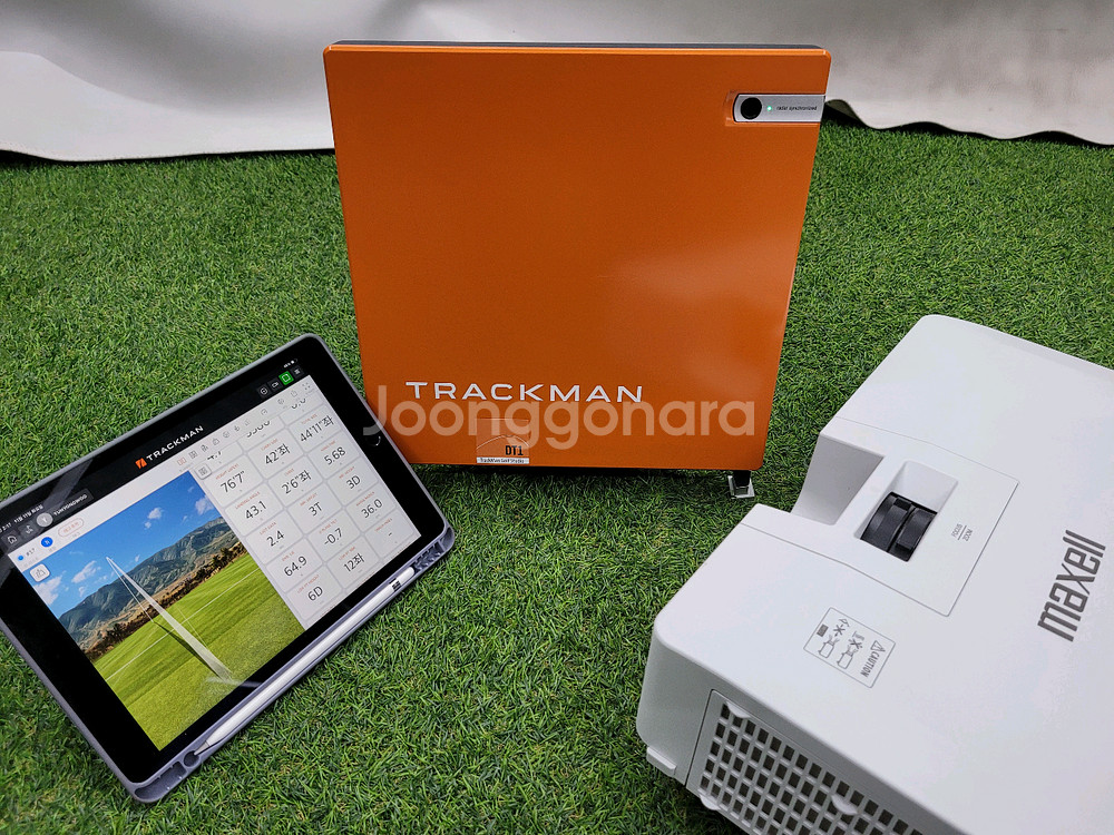 트랙맨4. 빔프로젝트. 아이패드9세대 판매합니다.^^--0