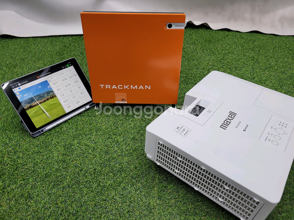 트랙맨4. 빔프로젝트. 아이패드9세대 판매합니다.^^--1