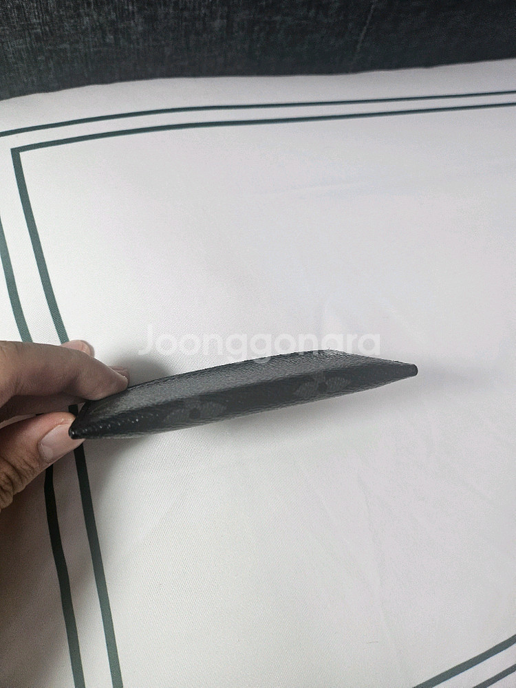 루이비통 모노그램 이클립스 카드지갑--3