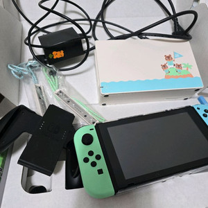 닌텐도 스위치 동물의 숲 에디션 팝니다