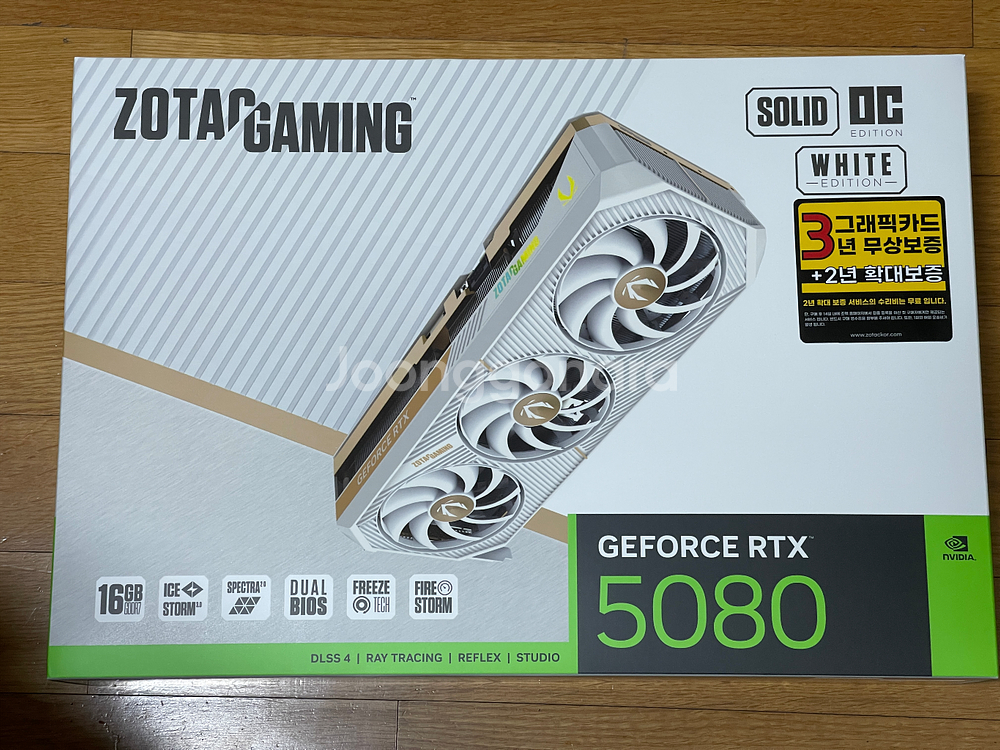 미개봉 새제품 ZOTAC 조텍 RTX 5080 RTX5080 SOLID OC White 화이트 그래픽카드--0