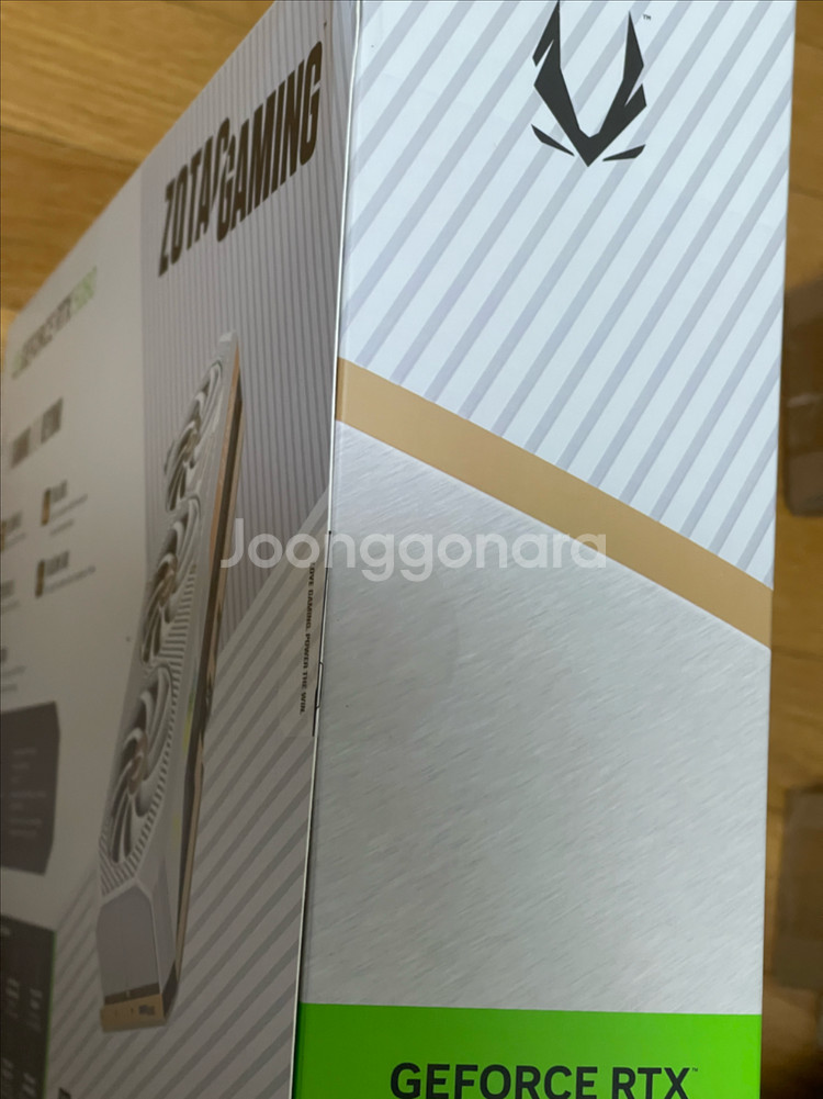 미개봉 새제품 ZOTAC 조텍 RTX 5080 RTX5080 SOLID OC White 화이트 그래픽카드--2