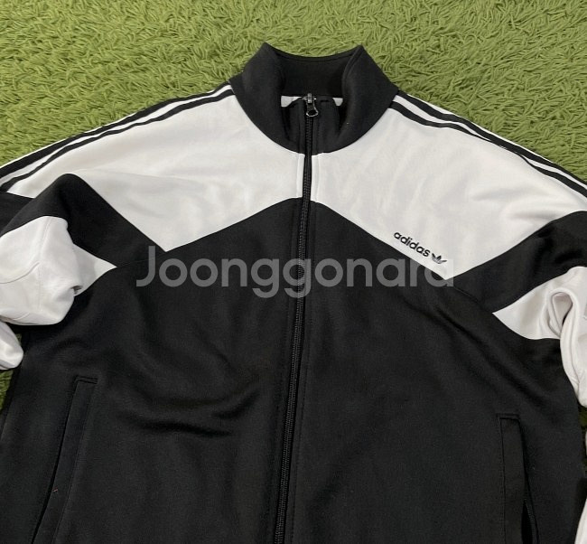 아디다스 검흰 블랙 트랙탑 져지집업 90/S--1