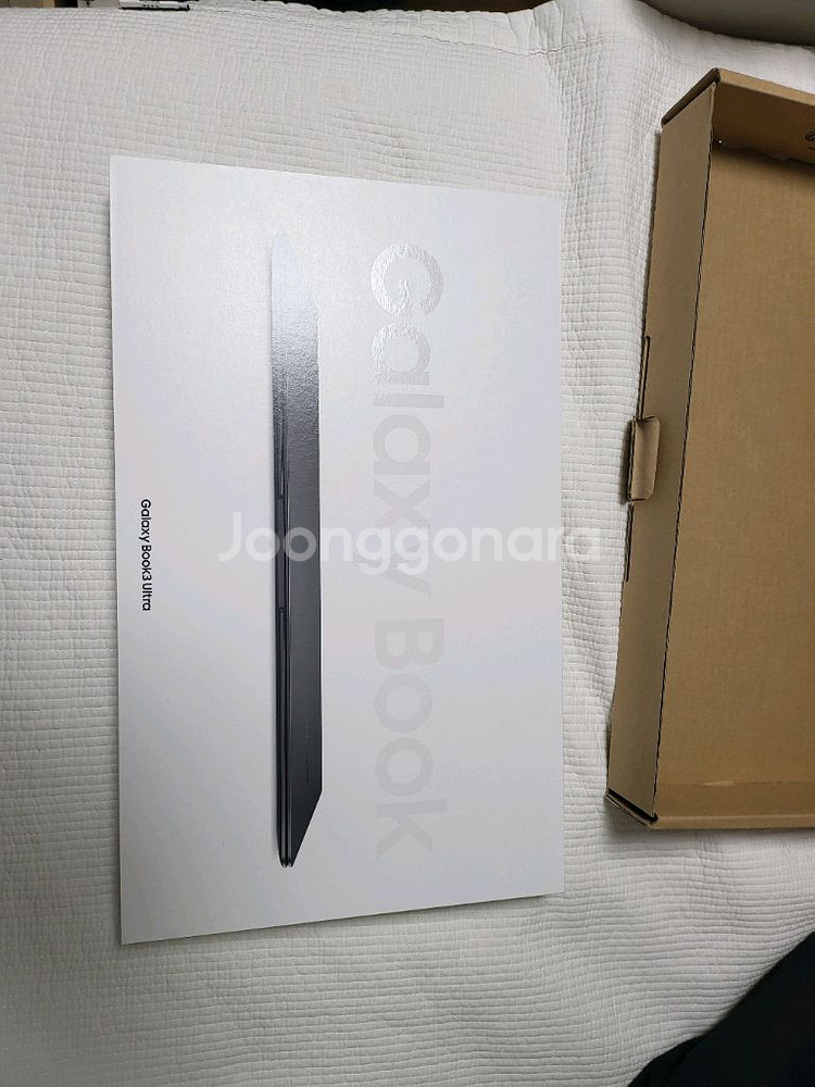 삼성 갤럭시북3 울트라 4070 i9 32g 2TB 박스 풀셋--0