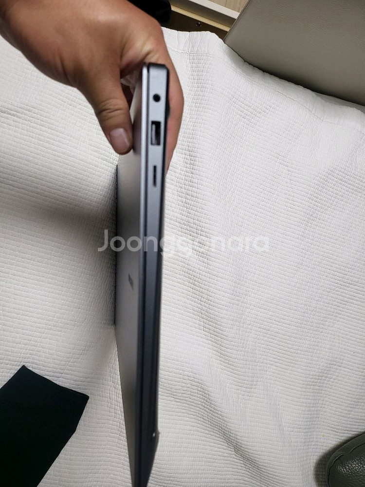 삼성 갤럭시북3 울트라 4070 i9 32g 2TB 박스 풀셋--9