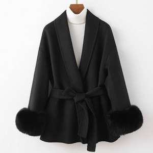 100%울소재 폭스퍼 탈부착가능 코트 새상품 프리사이즈