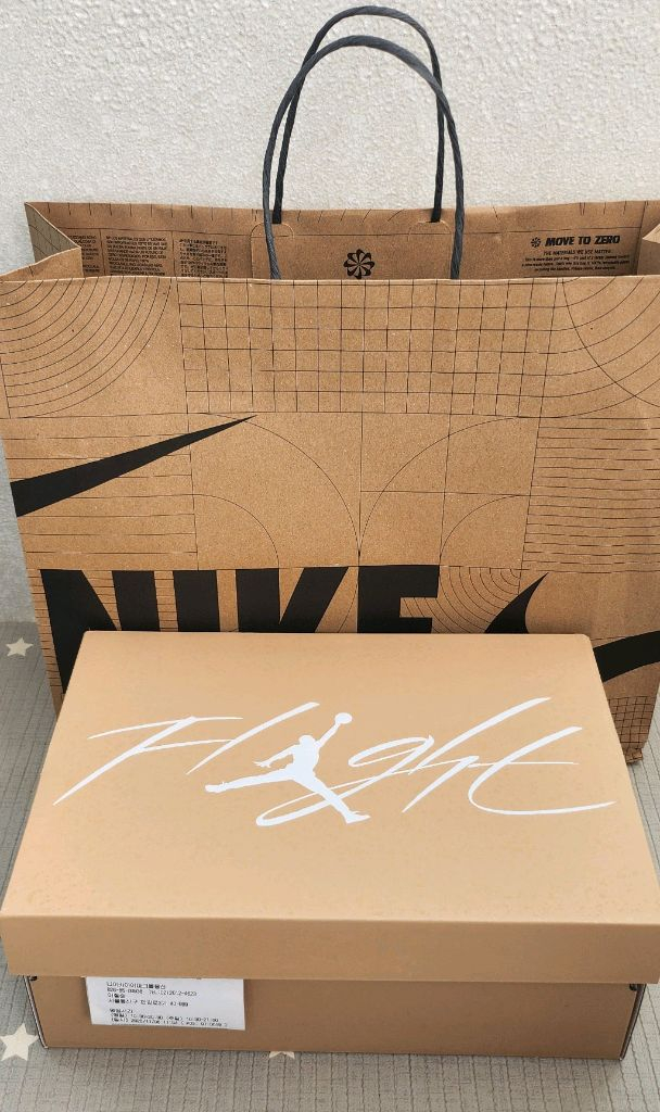 나이키 에어조던4 레트로 230 이미지