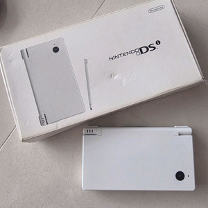 닌텐도 DS Lite 화이트 풀박 작업완료되어있습니다