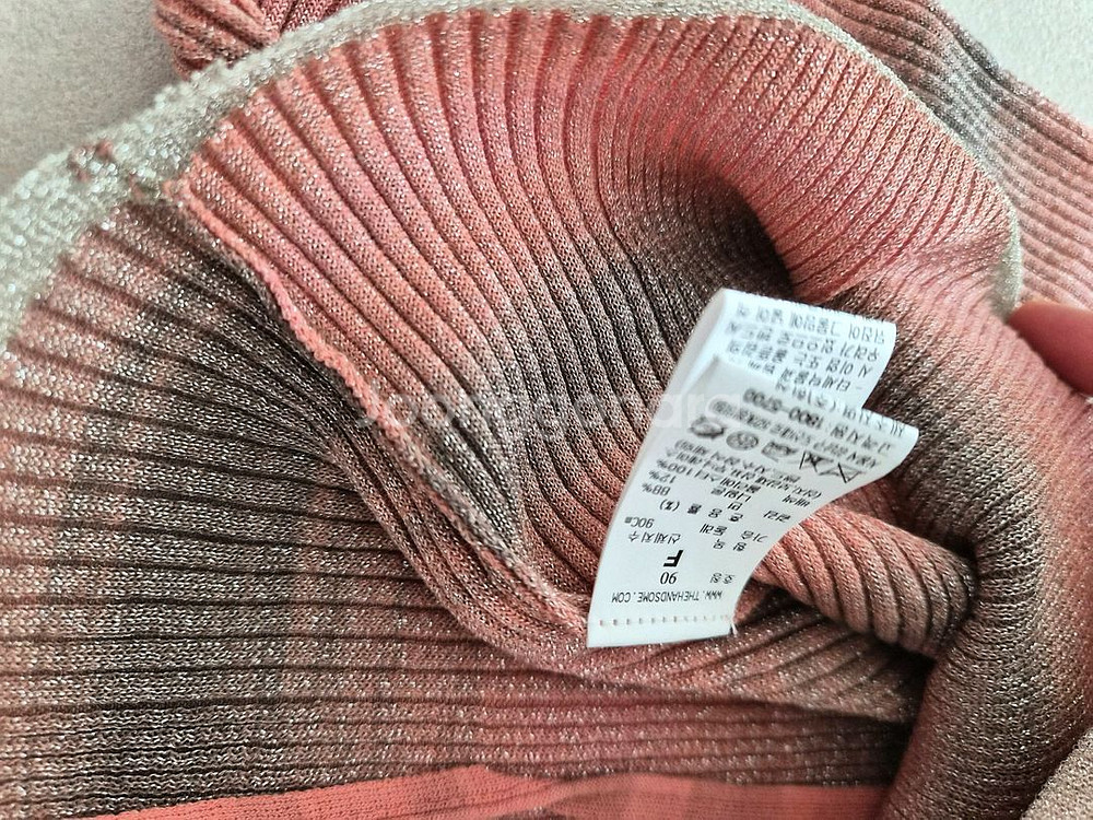 타임 글리터 백 스트랩 크롭 니트 가디건--4