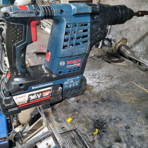 보쉬36V함마드릴몸체 밧테리