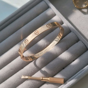 14k까르띠에 뱅글 팔찌 16cm